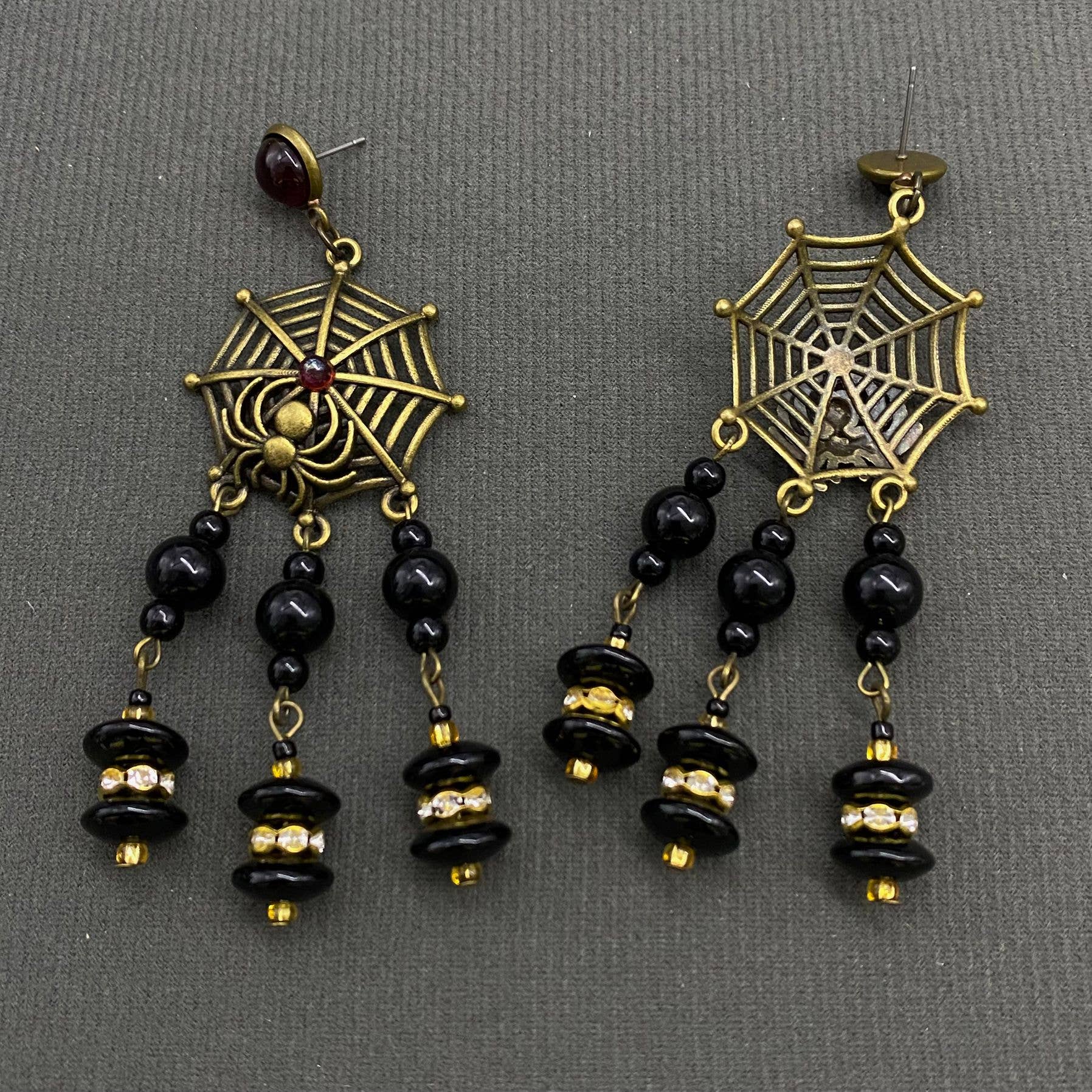 Vintage Glaze Fringe Spider Web Post Earrings - GT
