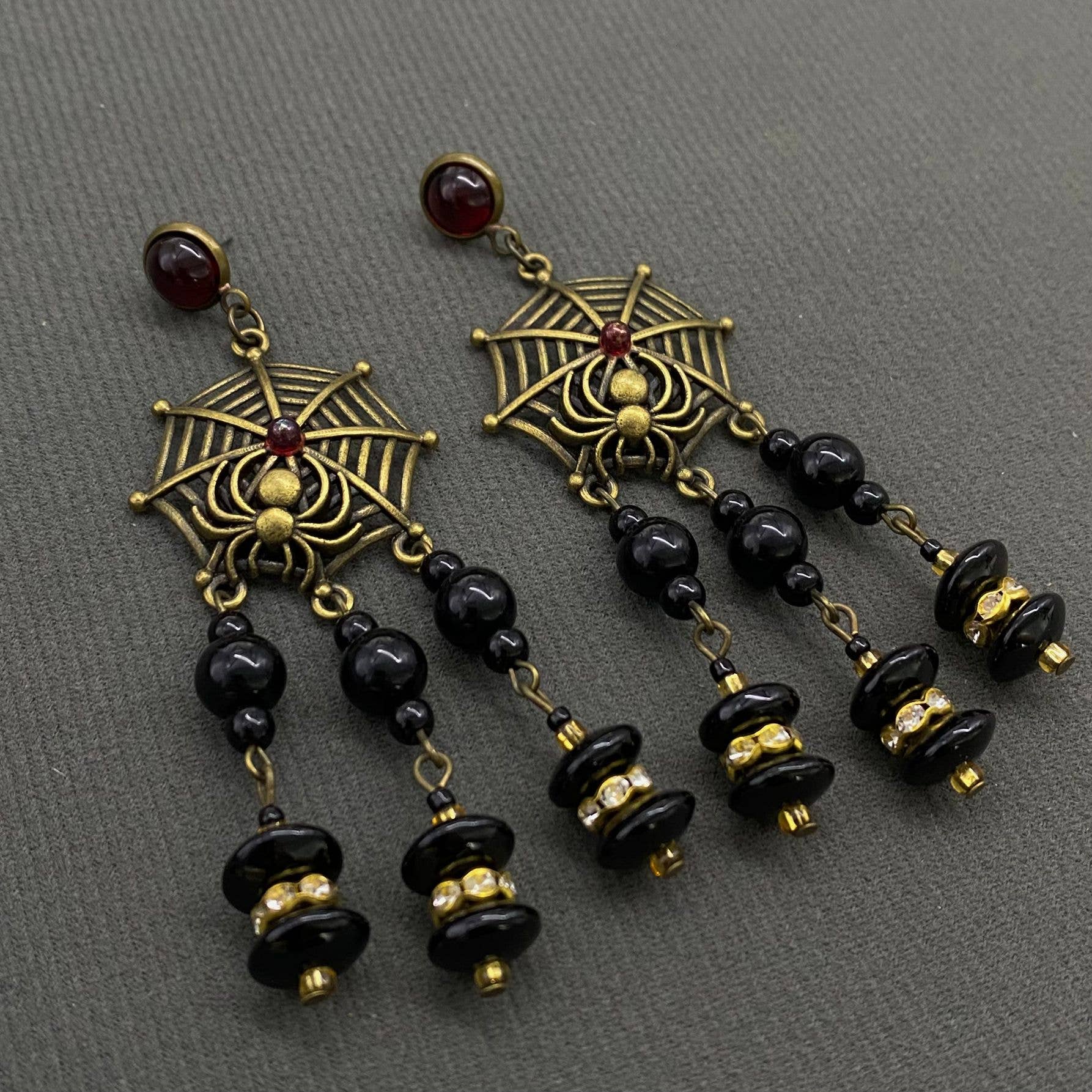 Vintage Glaze Fringe Spider Web Post Earrings - GT